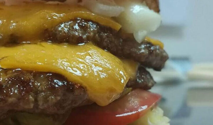 Mooyah Oman Delicious Double Burger